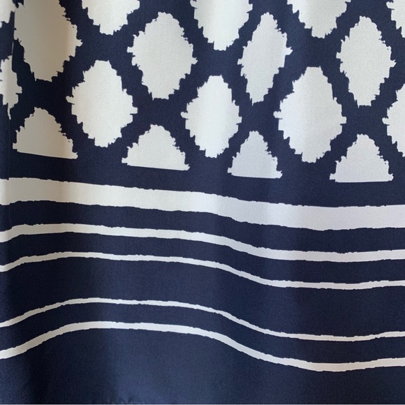 LIZ CLAIBORNE | lined silk navy blue & white skirt with pleats, size 12 - Picture 2 of 5